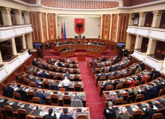 Reforma territoriale drejt votimit më 8 tetor, Kuvendi miraton axhendën