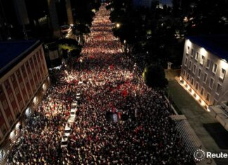 ‘Censurë digjitale’: Dhjetra profile të aktivistëve të protestës fshihen nga Instagrami