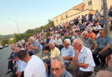 Mbyllen konsultimet për reformën territoriale në Klos, banorët kërkojnë që të mbeten bashki më vete dhe jo të bashkohen me Matin