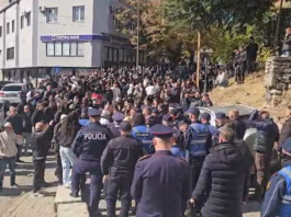 Protesta e të rinjve përfshin qarkun Dibër, përplasje në Burrel e Peshkopi, pa tubime në Bulqizë dhe Klos